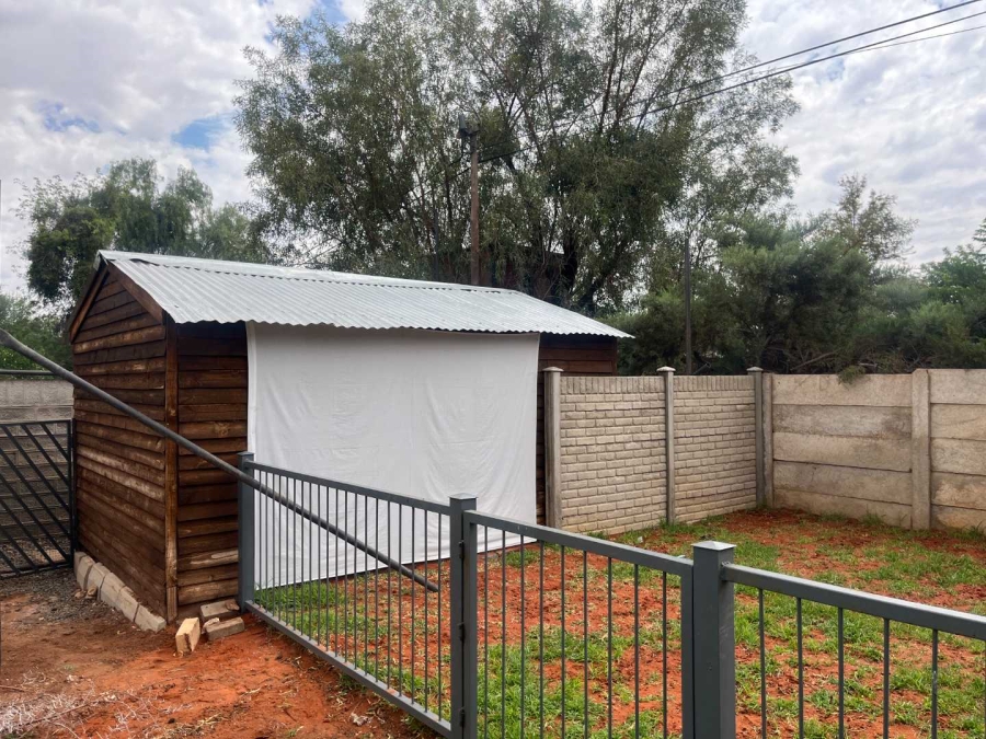 4 Bedroom Property for Sale in Keidebees Northern Cape